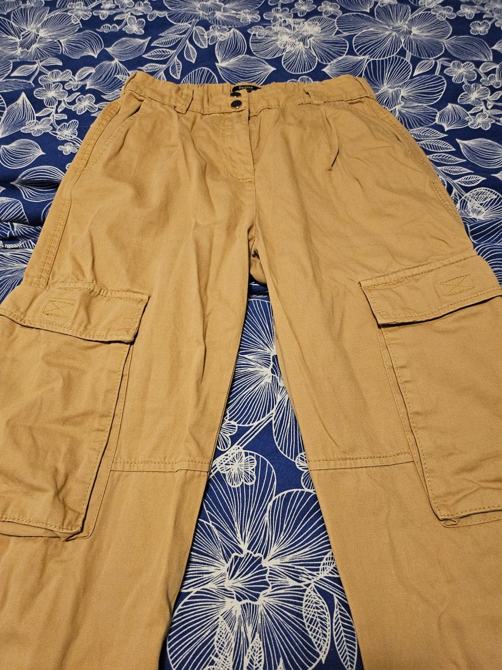 Bershka Pantaloni: Bershka Hose gr 36 – Nuovo (secondo la descrizione) da Dietikon venduto da Eleda 1