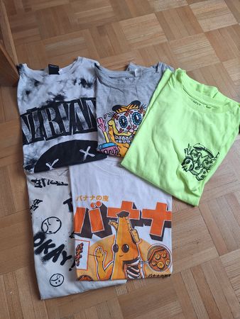 T-Shirt Set 5 Stück verschiedene Motive guter Zustand