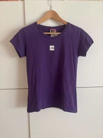 T-shirt The North Face violet pour femme taille S