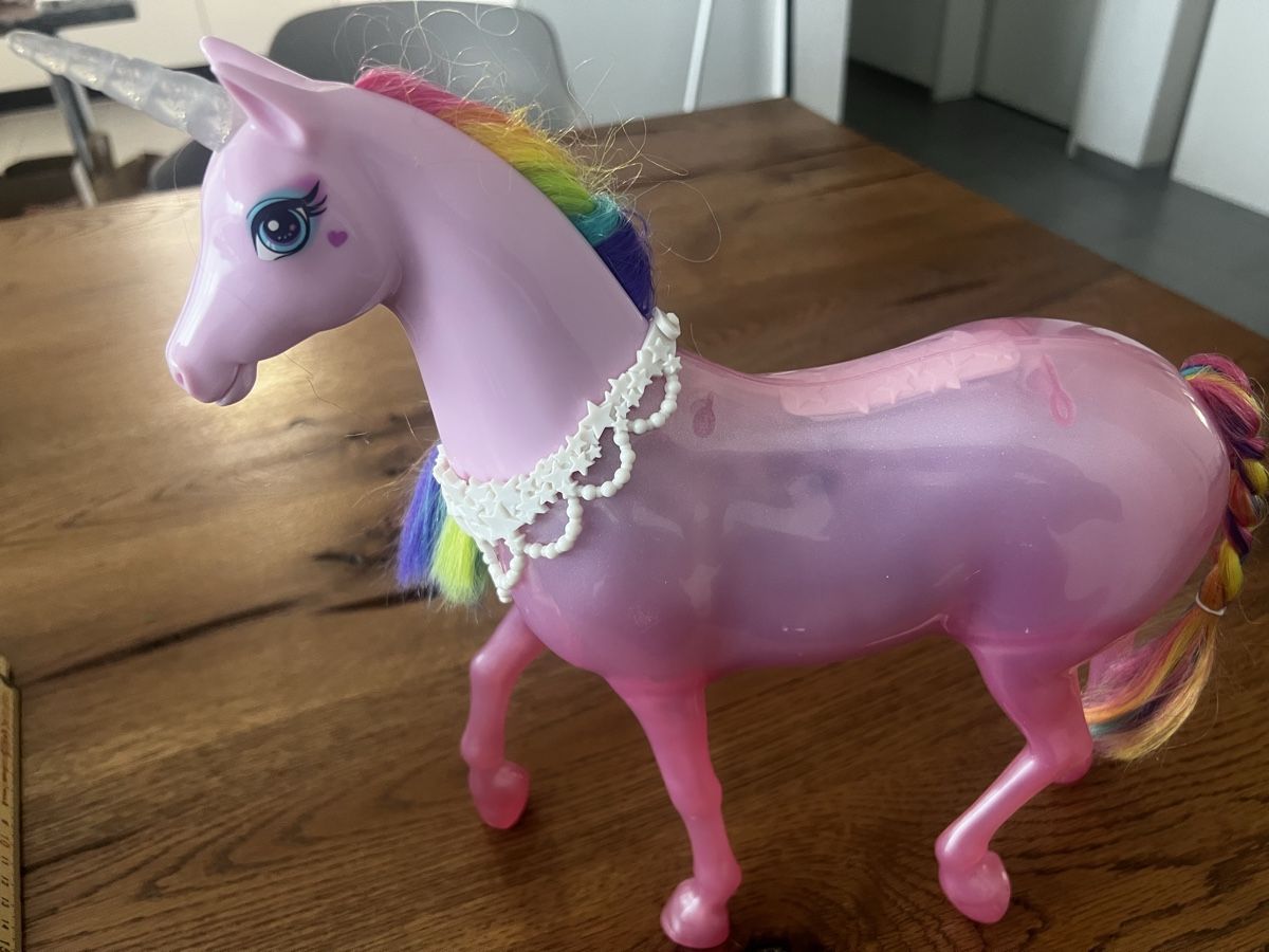 Spielzeuge: Zauberhaftes Einhorn mit Lichteffekten - Perfekt für Kids! – Gebraucht aus Belp von Januar_2014 2