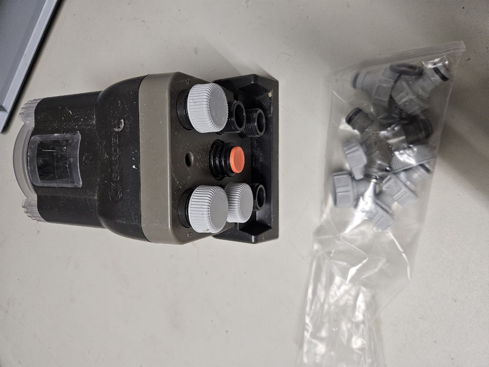 Gardena Tubi & Tubi flessibili: Gardena Wasserverteiler Automatic 1197 in Verpackung – Usato da Schaffhausen venduto da nicosigi 1