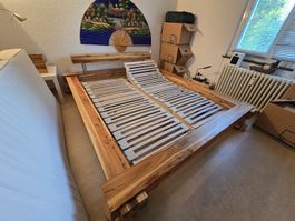 Bett mit 2 Elektrolattenrost