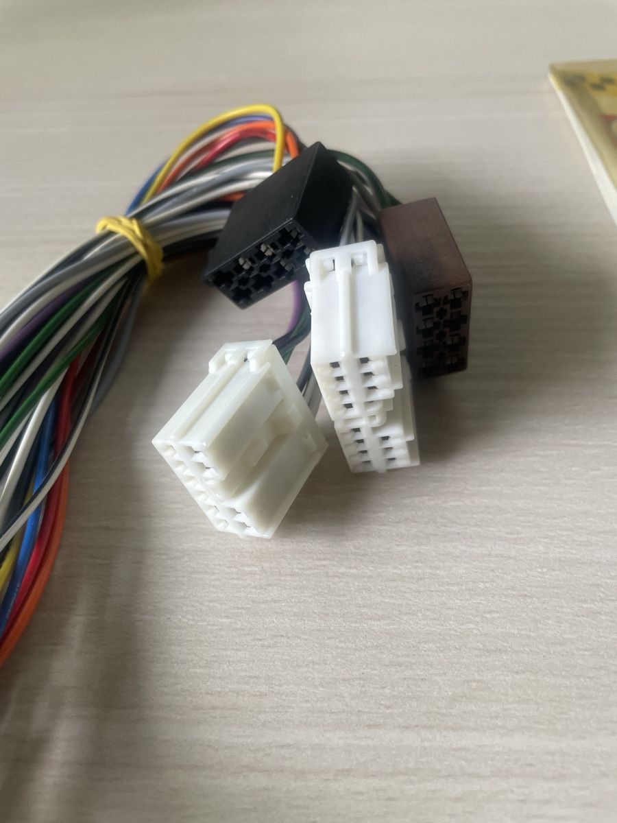 Ford Toutes les pièces auto: FORD Interface Autoradio Câble CAN-Bus / Commande au volant – Neuf avec emballage d'origine à Denges par Ricautomotive 2