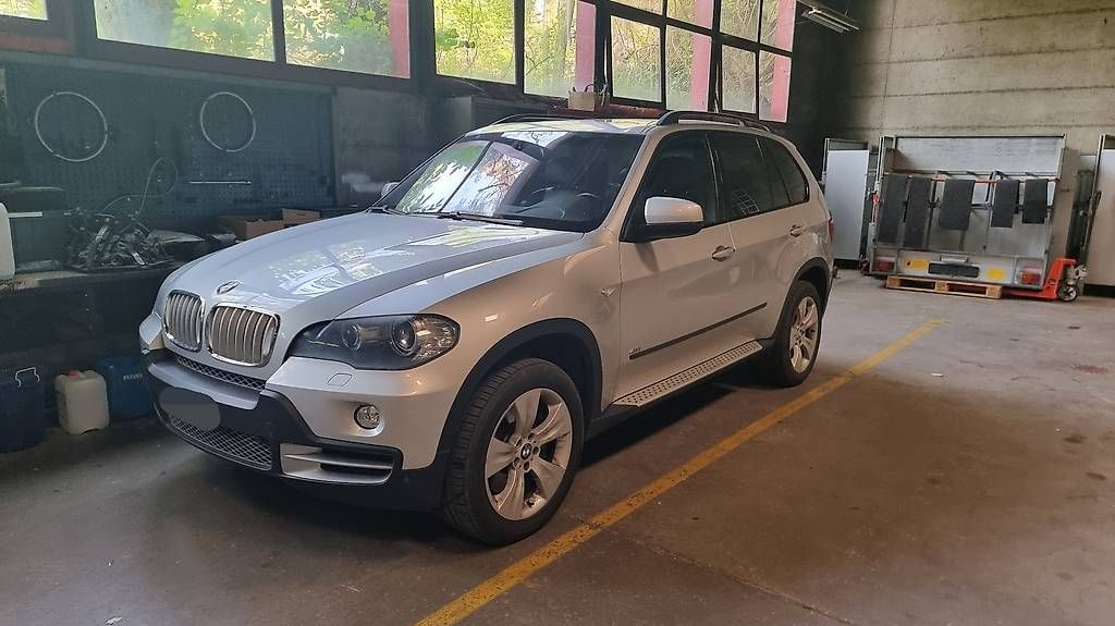 Autos: BMW X5 4.8L  – Gebraucht aus Savièse von Rayk 4