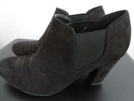 Stifelette Velourleder schwarz Gr. 39