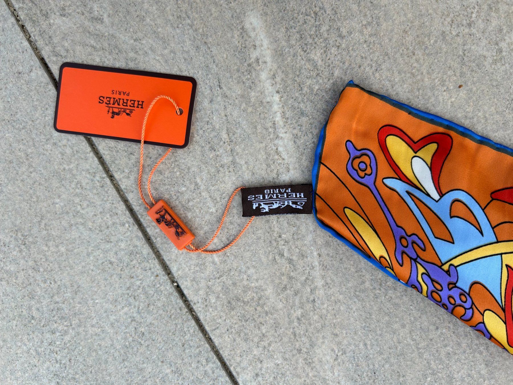 Hermès Foulard & Sciarpe: Seidenschal Hermes – Nuovo (secondo la descrizione) da Binningen venduto da Kilini 4