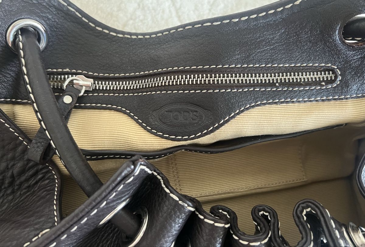 Tod'S Borse da donna: Handtasche Tod's Leder schwarz  – Usato da Uster venduto da Family_Boutique 8