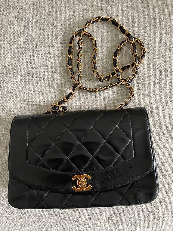 Chanel Borse da donna: Sac chanel vintage Diana – Usato da Kerzers venduto da hel_v8pr 2