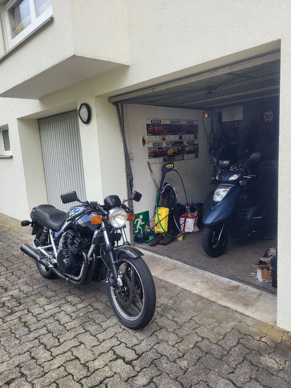 Suzuki Strada: Suzuki GSX 110X Katana – Difettoso da Zürich venduto da EuleCH 1