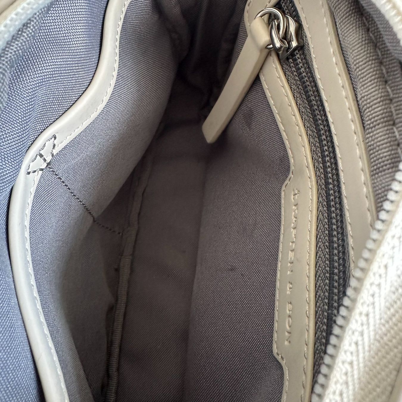 Kapten & Son Borse: Kapten & Son Bauchtasche Beige – Usato da Luzern venduto da fairflip 3