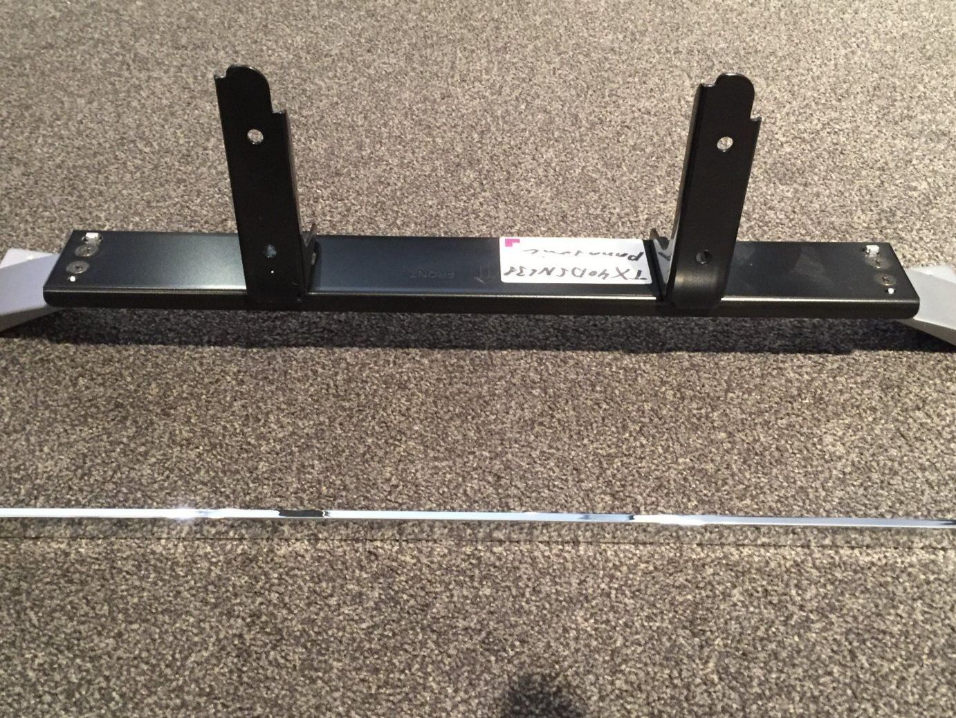 Panasonic Supporti a parete: Standfuss zu Panasonic TX40-DSN638 LED TV – Nuovo (secondo la descrizione) da Würenlingen venduto da Schneiderhifi 2