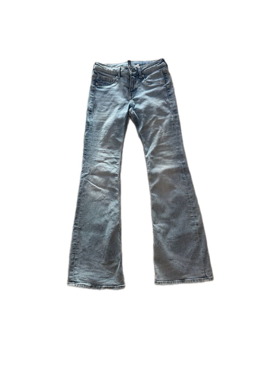 H&M Jeans: Flared Jeans  – Gebraucht aus Vilters von sele08_ale08