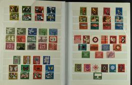 DEUTSCHLAND BRD/BERLIN STECKALBUM MEIST POSTFRISCH 1962-75