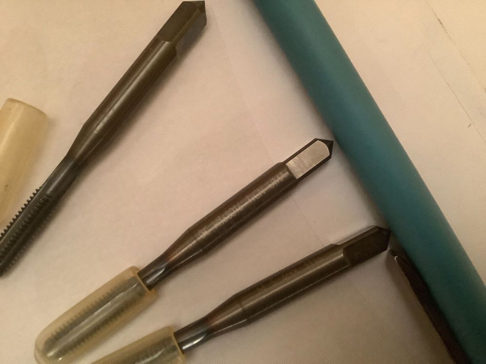 Tous les outils: 3 Stück M5 Vollhartmetall (VHM) Gewindebohrer, von OSG Japan – Neuf avec emballage d'origine à Widnau par frohsinn7 2