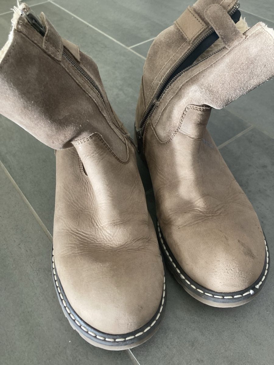 Scarpe per ragazze: Winterstiefel – Usato da Bauma venduto da ladygaby