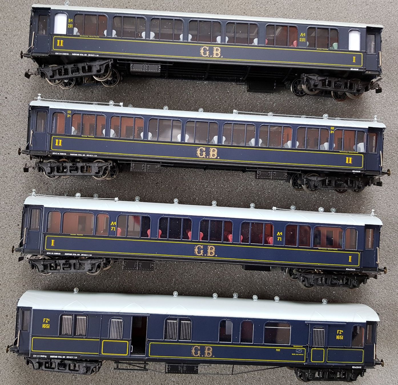 Fulgurex Modelleisenbahnen: Fulgurex 2087 coffret GB 4 voitures – Gebraucht aus La Sagne VD von aro_nnp2