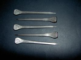 5 antike Hufnägel, 65 mm lang. Selten! der CH-Armee von 1941