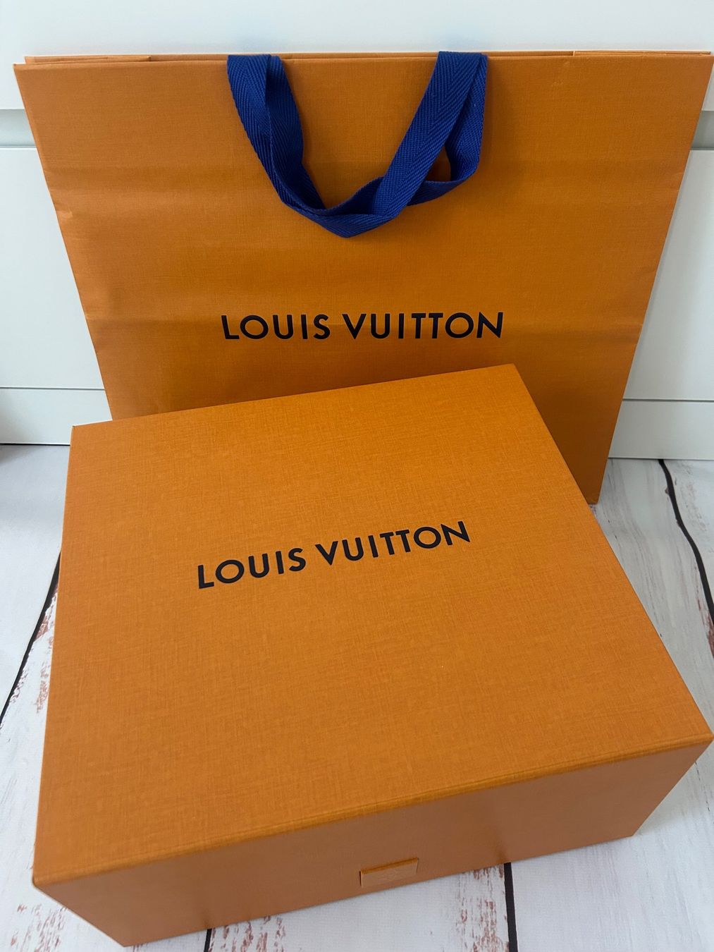 Louis Vuitton Altro in Decorazioni & Accessori: Box Schachtel Louis Vuitton – Nuovo (secondo la descrizione) da Zürich venduto da Ferienan