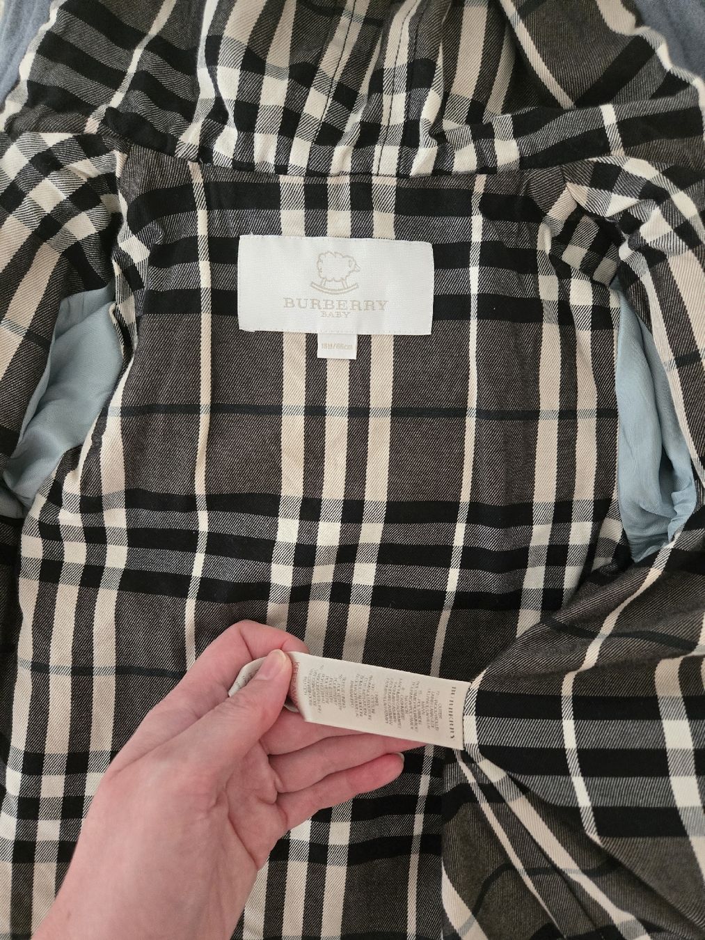 Burberry Giacche & Cappotti: Burberry baby – Usato da Le Landeron venduto da Plushka 1