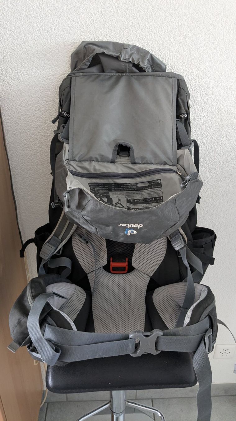 Deuter Zaini: Deuter Rucksack "Airkontact Pro 65+15 sl" – Usato da Oberweningen venduto da Ramre 1
