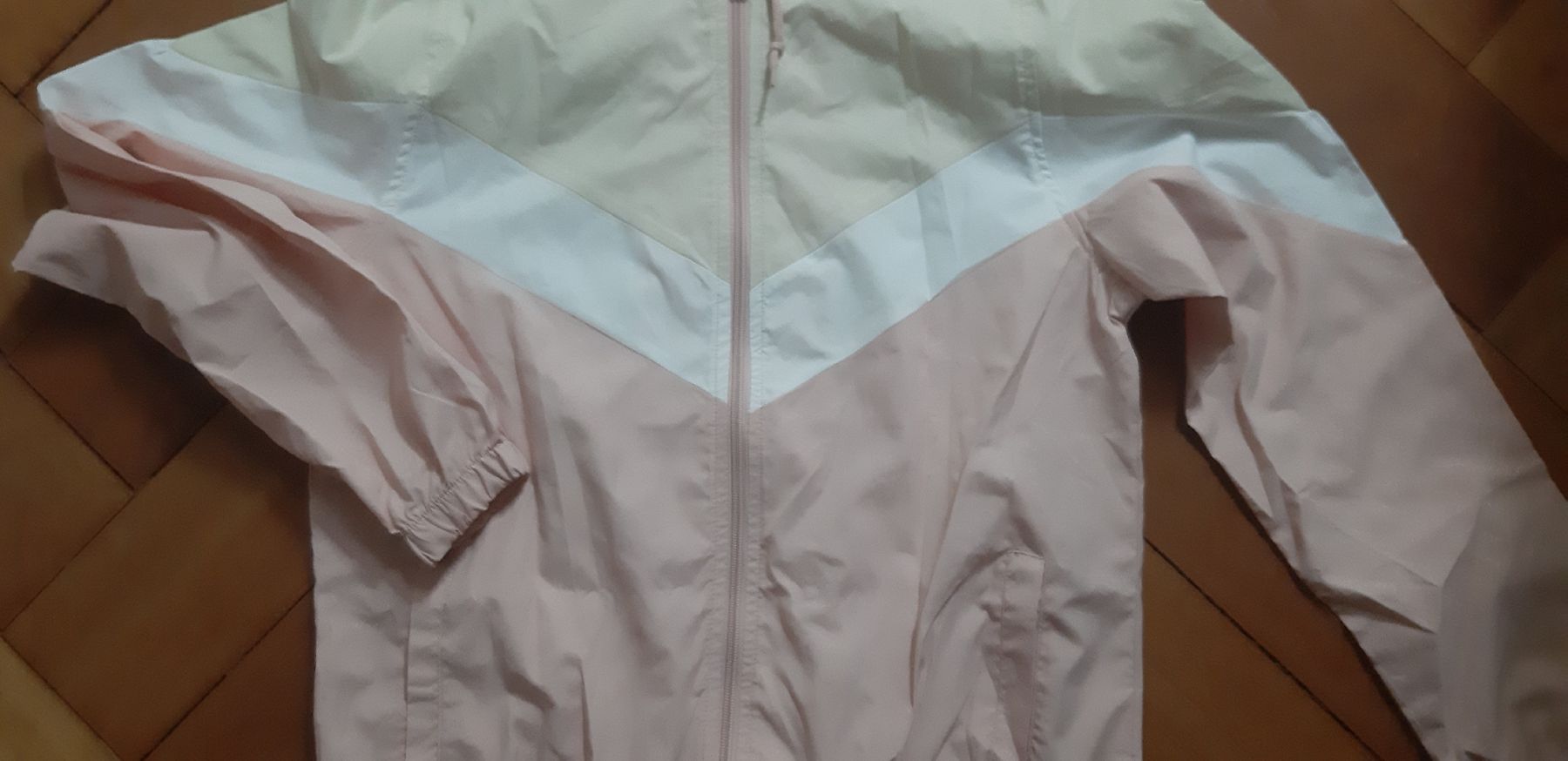 Giacche: Leichte Sport Jacke NEU Gr.S – Nuovo e nell'imballaggio originale da Zürich venduto da Venecia25 1
