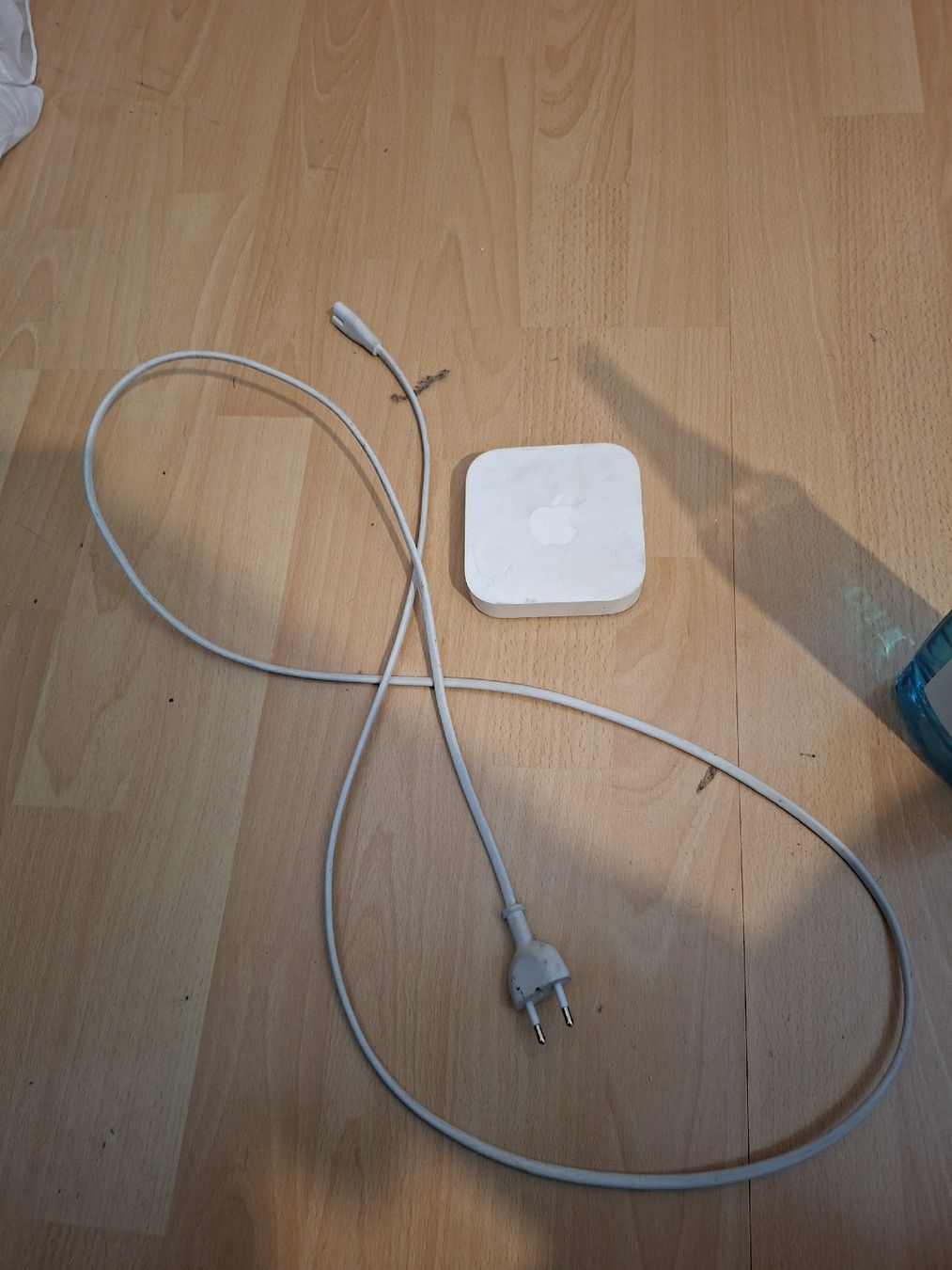 Apple Modem & Router: Apple Airport Express A1392 – Usato da Schaffhausen venduto da AA_GE 2