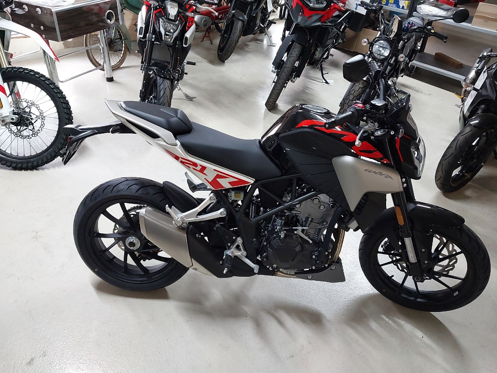 Strada: Kove 321 R cobra neuve – Nuovo e nell'imballaggio originale da Châtonnaye venduto da Titeuf441