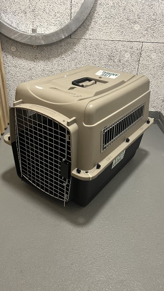 Gabbie, trasporto & Sicurezza: Savic dog transporter – Nuovo (secondo la descrizione) da Hochdorf venduto da car_2lvm