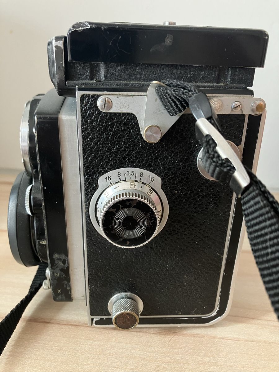Rollei Kamera: Rolleiflex Kamera – Gebraucht aus Basel von sshhaahheedd 3
