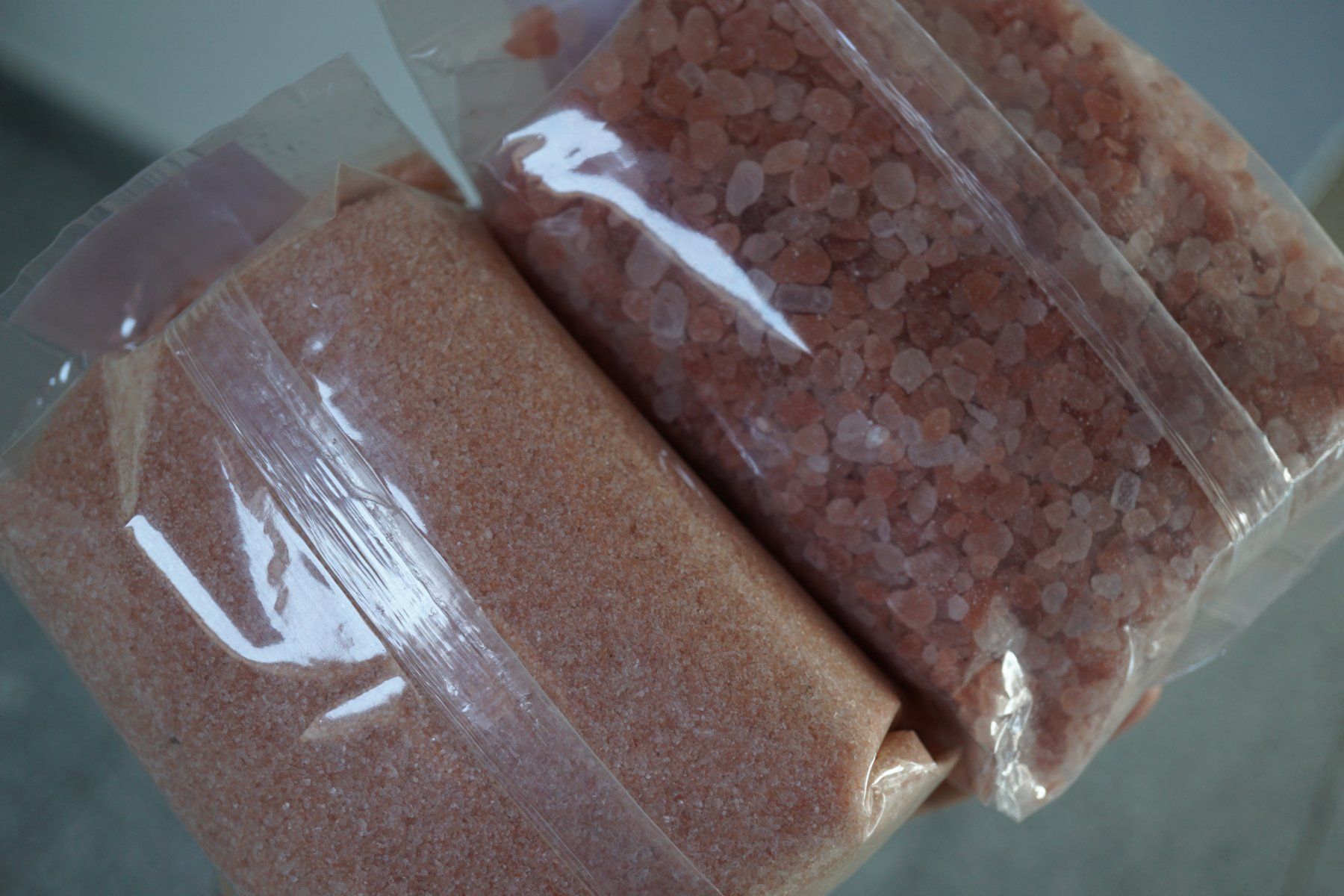 Mineralien & Heilsteine: Himalaya Kristallsalz  Fein oder Grob  1kg – Neu und originalverpackt aus Eschenbach SG von craniums