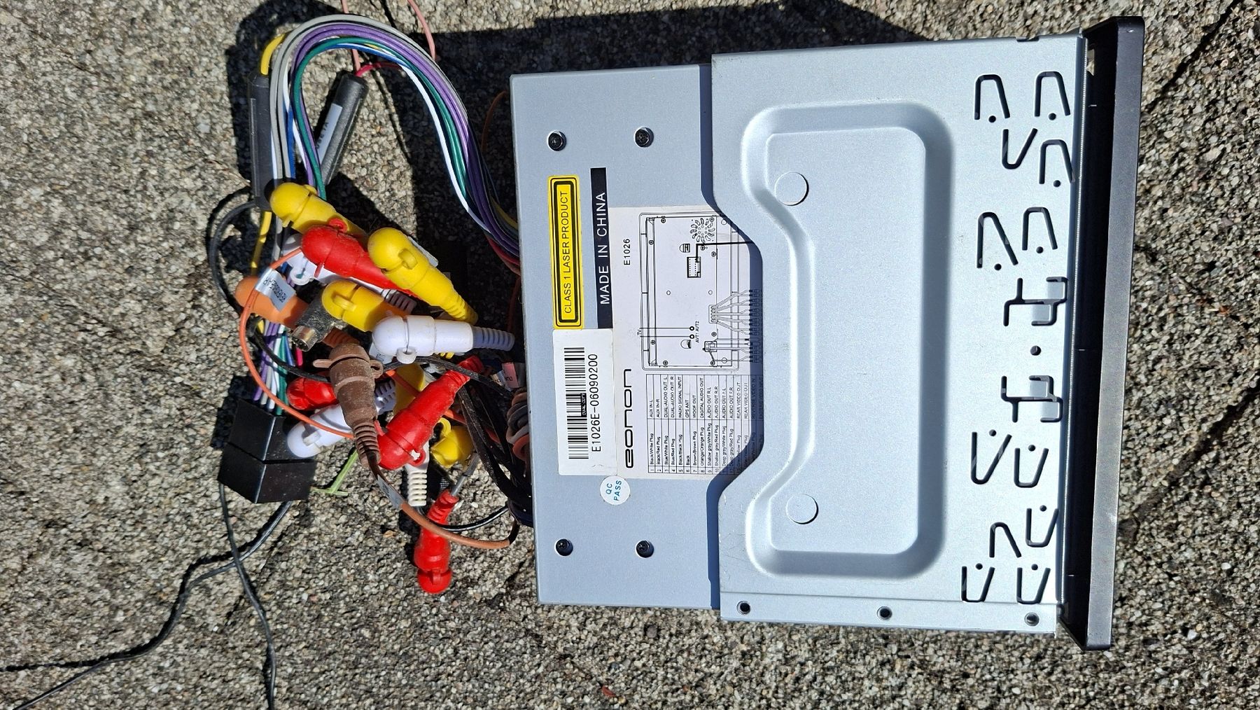 Radios: Autoradio eonon e1026 gebraucht – Gebraucht aus Rifferswil von Nurjan 1