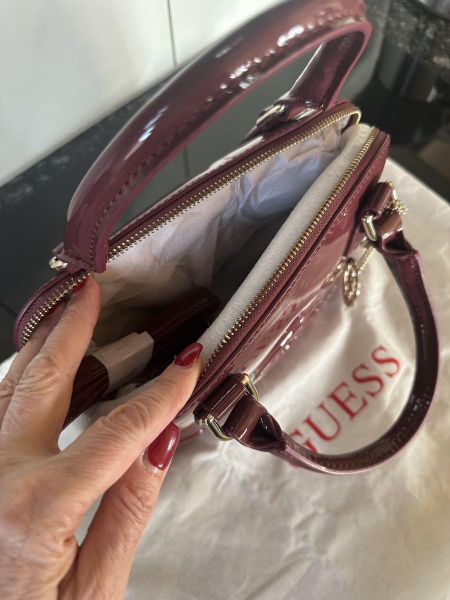 Borse da donna: Guess Tasche Neu! – Nuovo e nell'imballaggio originale da Eich venduto da gabry68 8