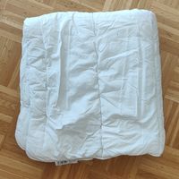 Couette bébé bio Vertbaudet 100x120 cm - très bon état