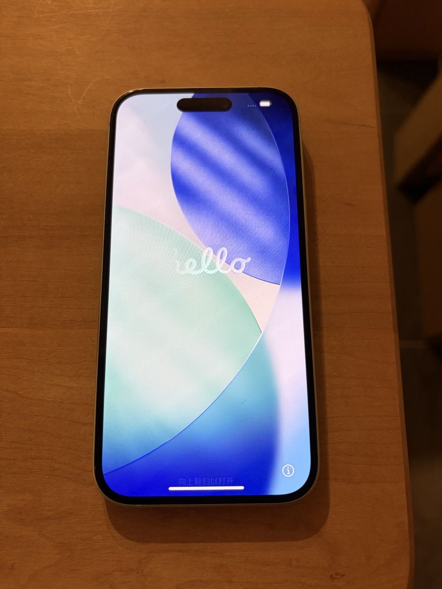 Apple Portables: iPhone 15 Hellgrün 128GB – D'occasion à Worben par bil_r7ck 2