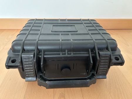 Robuster kleiner Kunststoff-Koffer