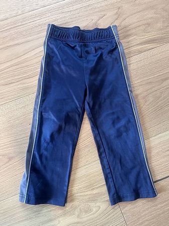 Trainerhose Grösse 104