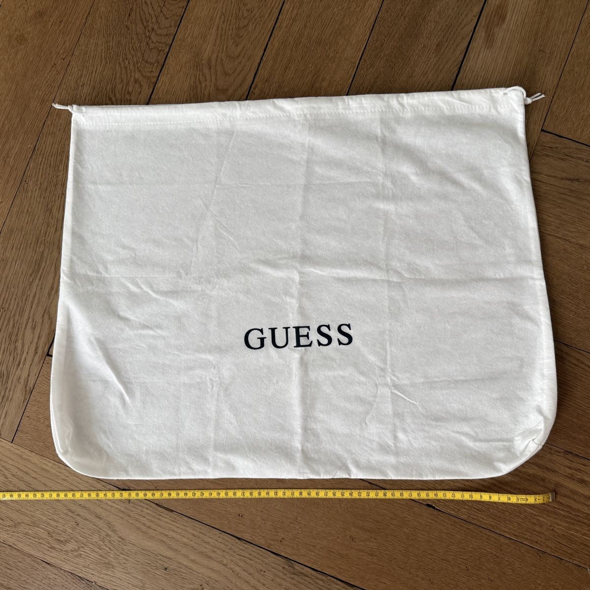 Guess Sacs femmes: Staubbeutel guess – D'occasion à Winterthur par adi_sqz 1