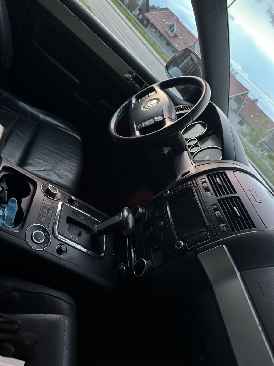 VW Automobili: VW Touareg 3.0 Tdi – Usato da Turbenthal venduto da ardi.x 7