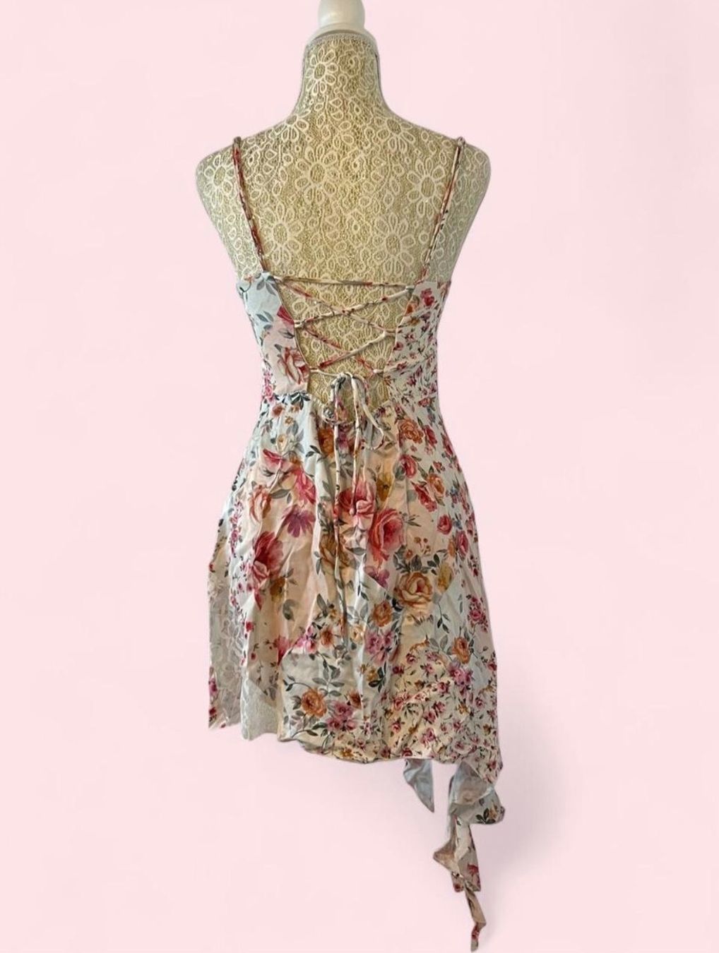 Bershka Vestiti: Y2K floral lace mini dress – Nuovo (secondo la descrizione) da Otelfingen venduto da houseofstae 2