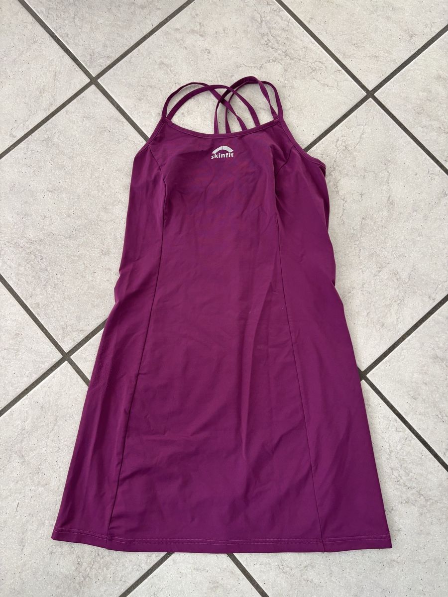 Skinfit Vestiti: Skinfit Kleid – Nuovo (secondo la descrizione) da Zollbrück venduto da Andalusier