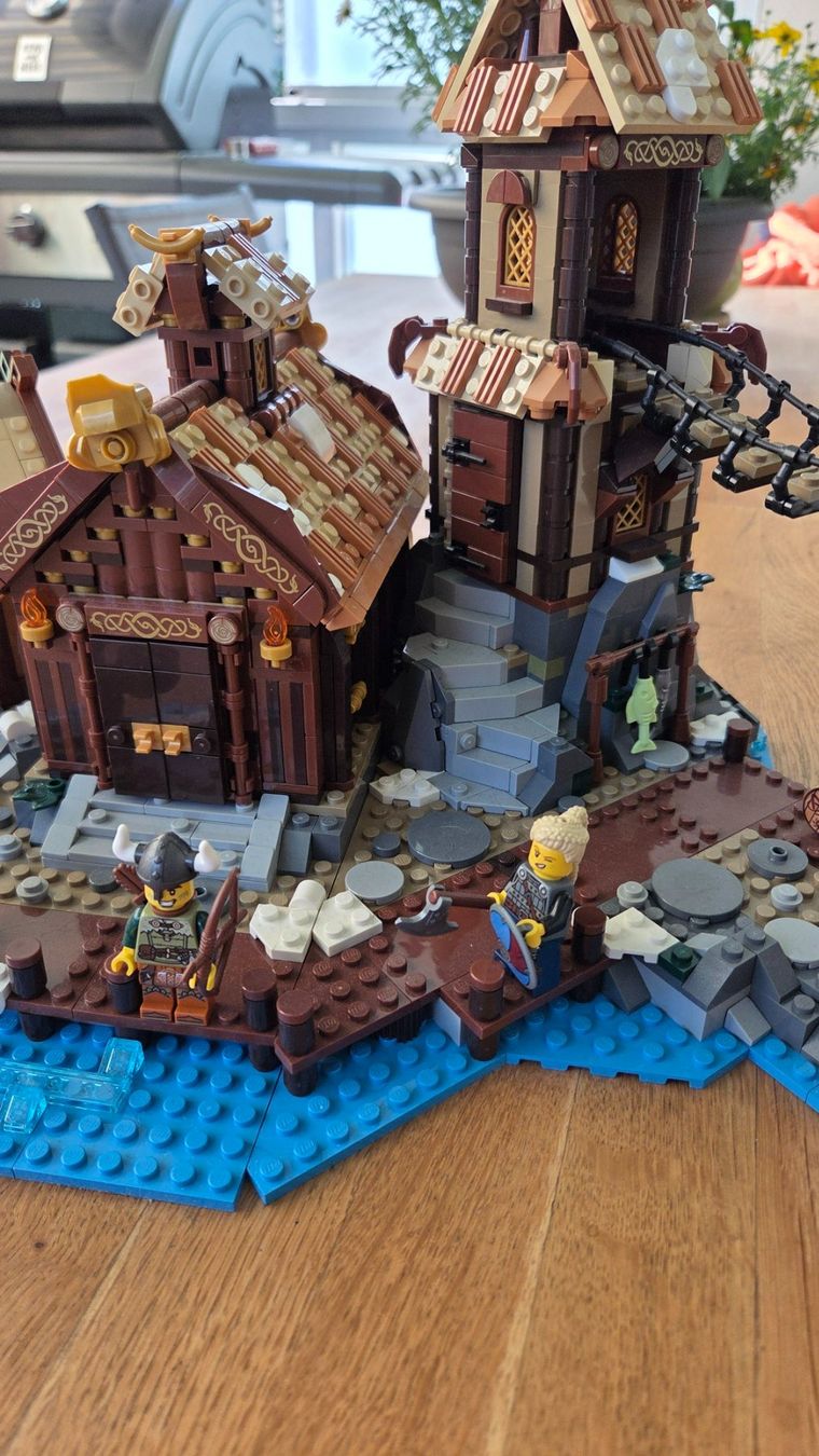Lego Kit di costruzioni: Lego 21343 Wikingerdorf – Usato da Thun venduto da Reda68 1