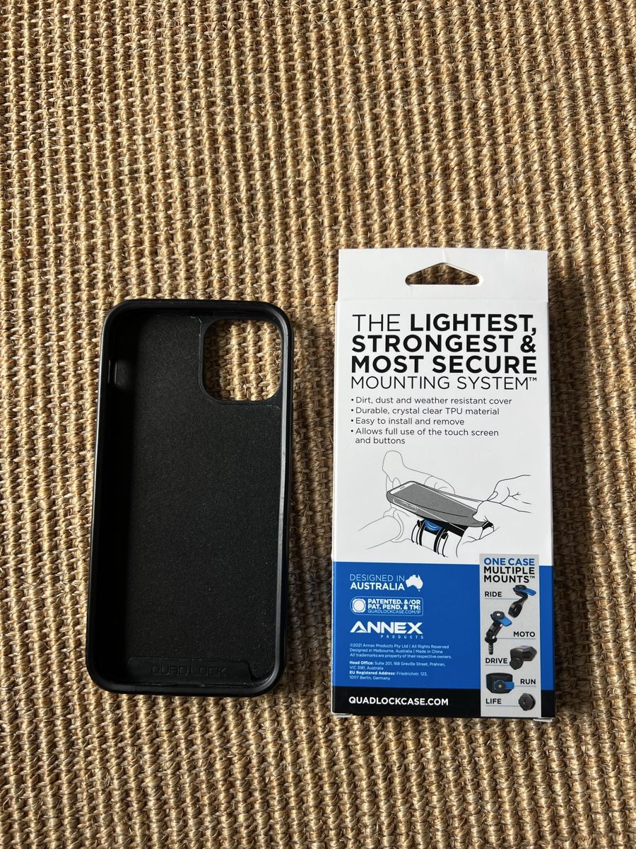 Quad Lock Cover & Protezioni schermo: Quad Lock iPhone 12 Hülle und Poncho – Usato da Zürich venduto da khs_xyl2 1