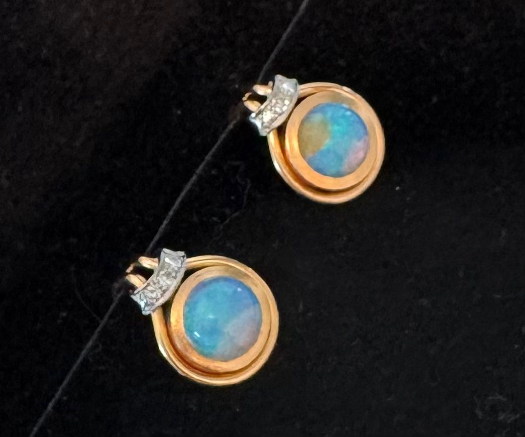 Ohrringe & -stecker: Ohrclips Vintage Roségold/Opal – Gebraucht aus Nürensdorf von metropolitans