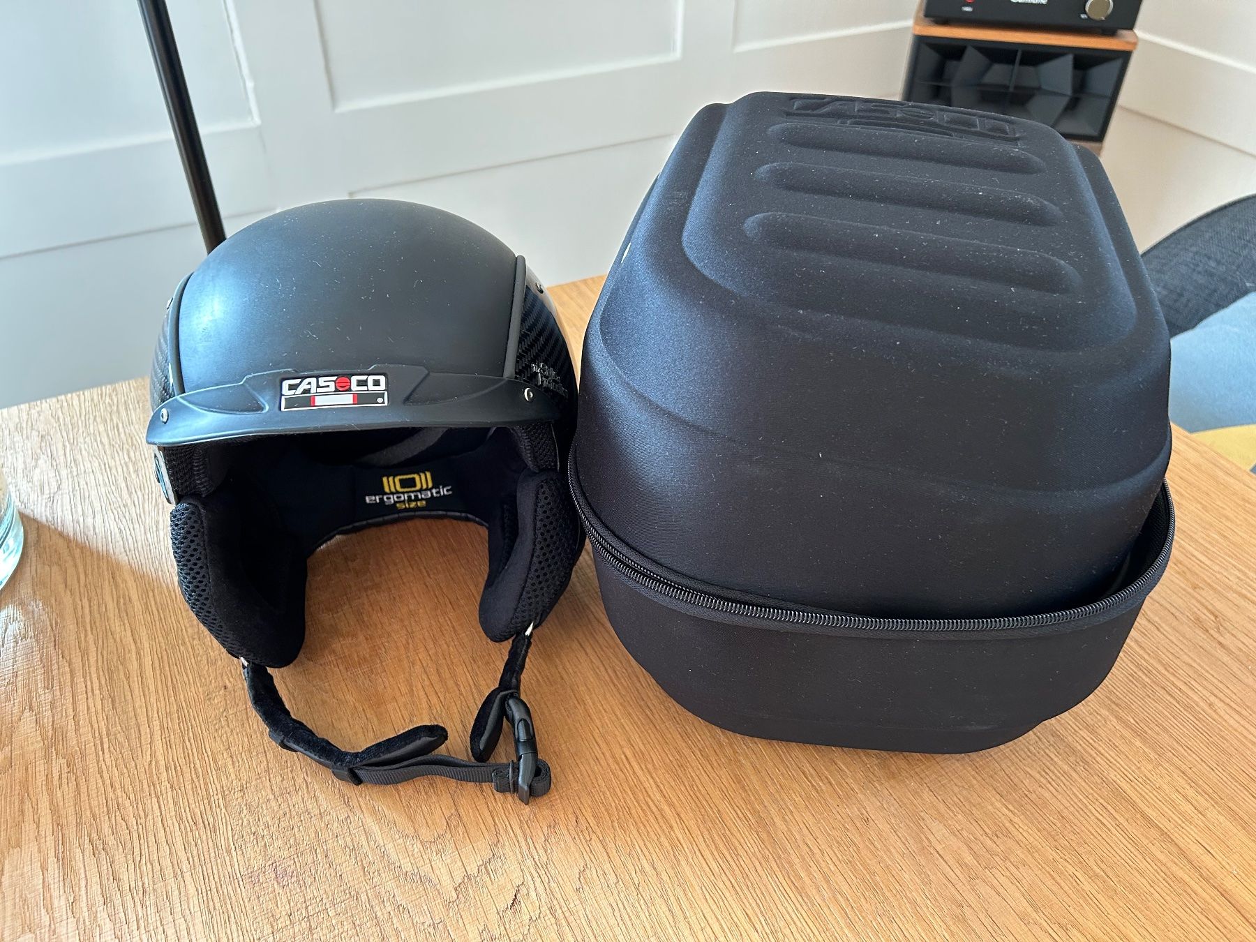 Casco Caschi: Casco Skihelm SP3 Carbon – Usato da Oberrieden venduto da Mezz9