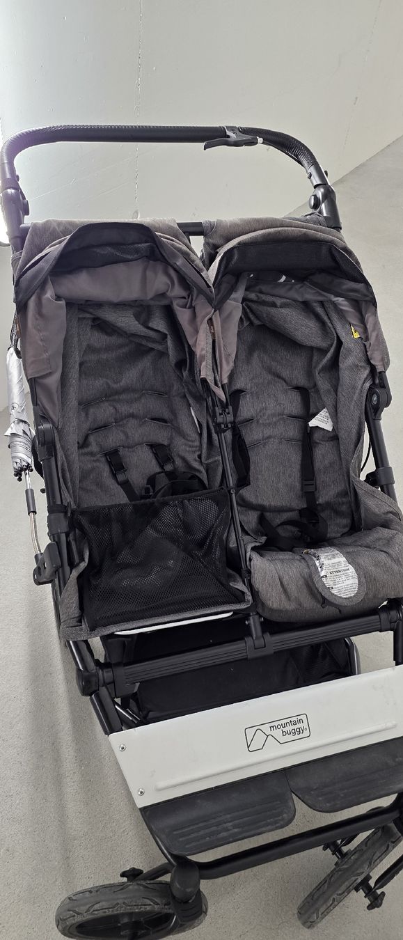 Mountain Buggy Kinderwagen: Mountain Buggy Duet Luxury Herringbone double stroller. – Gebraucht aus Cham von WFRRichter 4