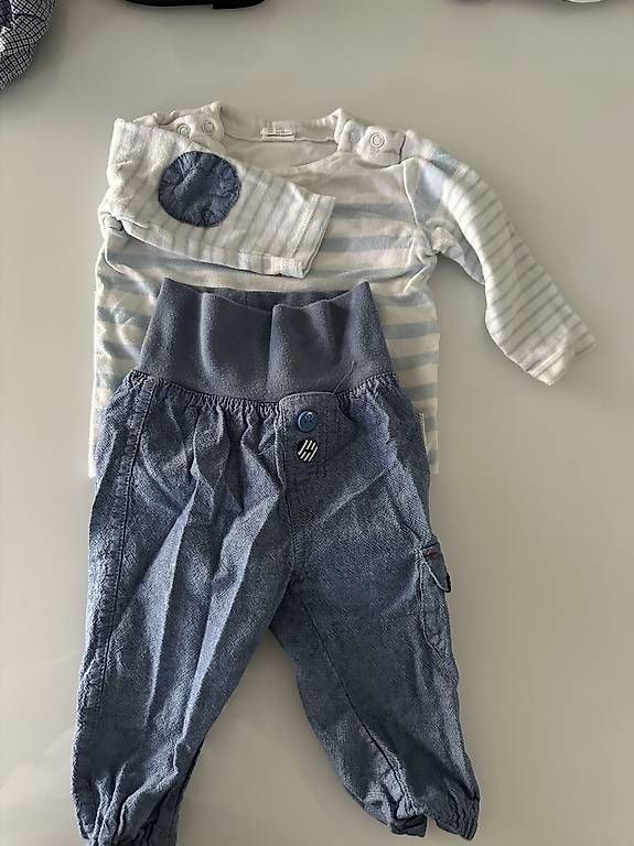 Pigiama & Simili: Shirt Hose Strampler Baby 56 – Usato da Muttenz venduto da anna123 1