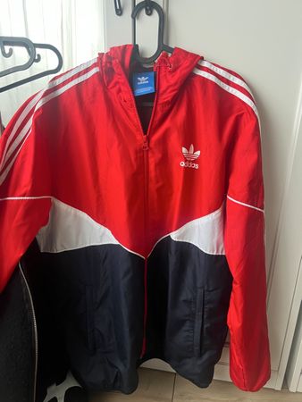 Adidas Windbreaker Jacke rot weiss dunkelblau mit Kapuze