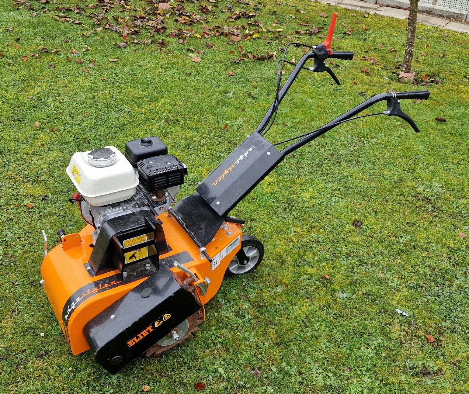Tutte le macchine: Eliet Kantenschneider Edge Styler Plus Pro – Usato da Tagelswangen venduto da Axel_36