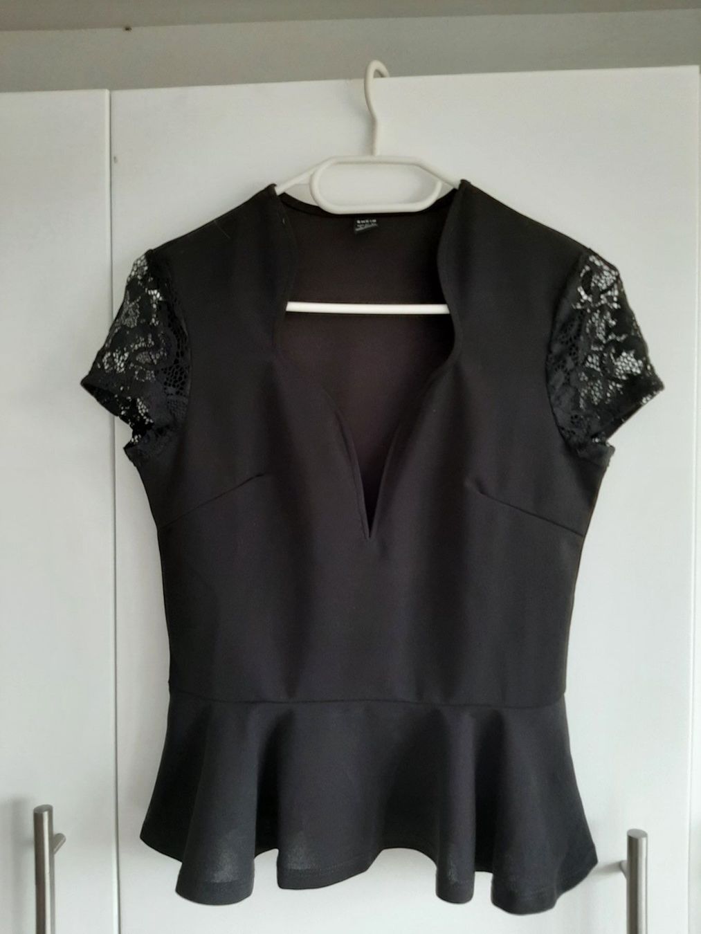 Shein Camicette: Elegante Kurzarmbluse mit Spitze – Nuovo (secondo la descrizione) da Neuenhof venduto da summer_25