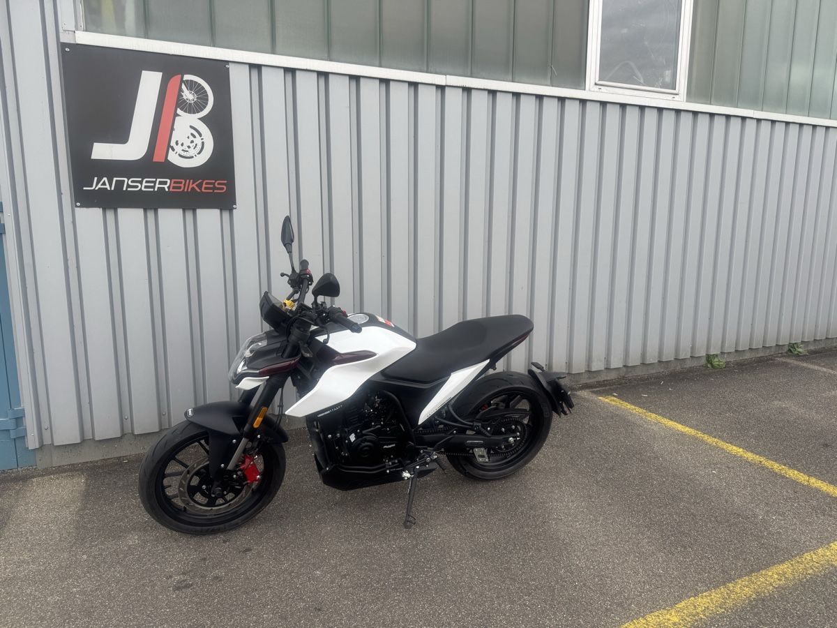 Malaguti Strada: Malaguti Drakon 125ccm – Nuovo (secondo la descrizione) da Wangen SZ venduto da ang_vcw8 3